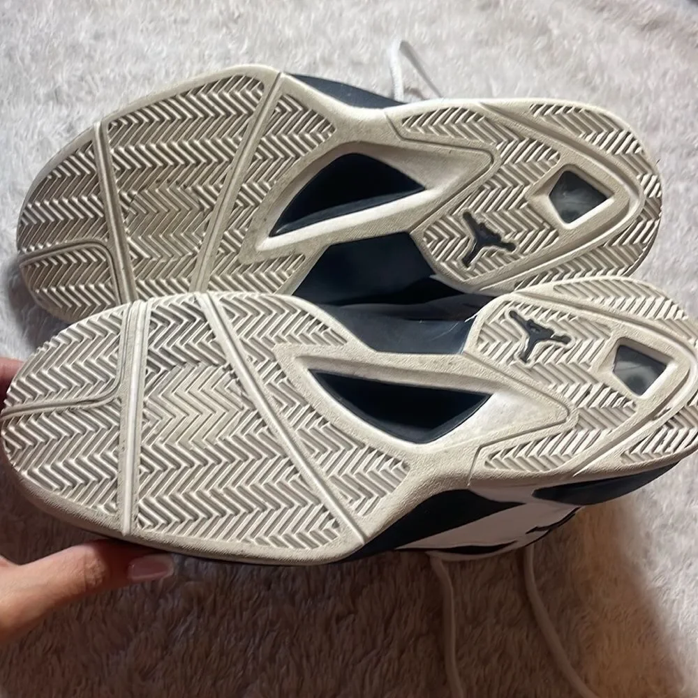 Nike air Jordans 2011 sneakers size 10.5